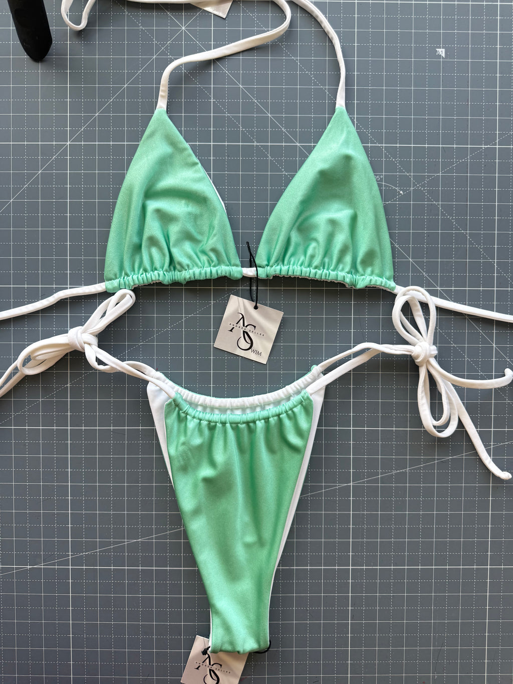 VERA top + NUBE bottom